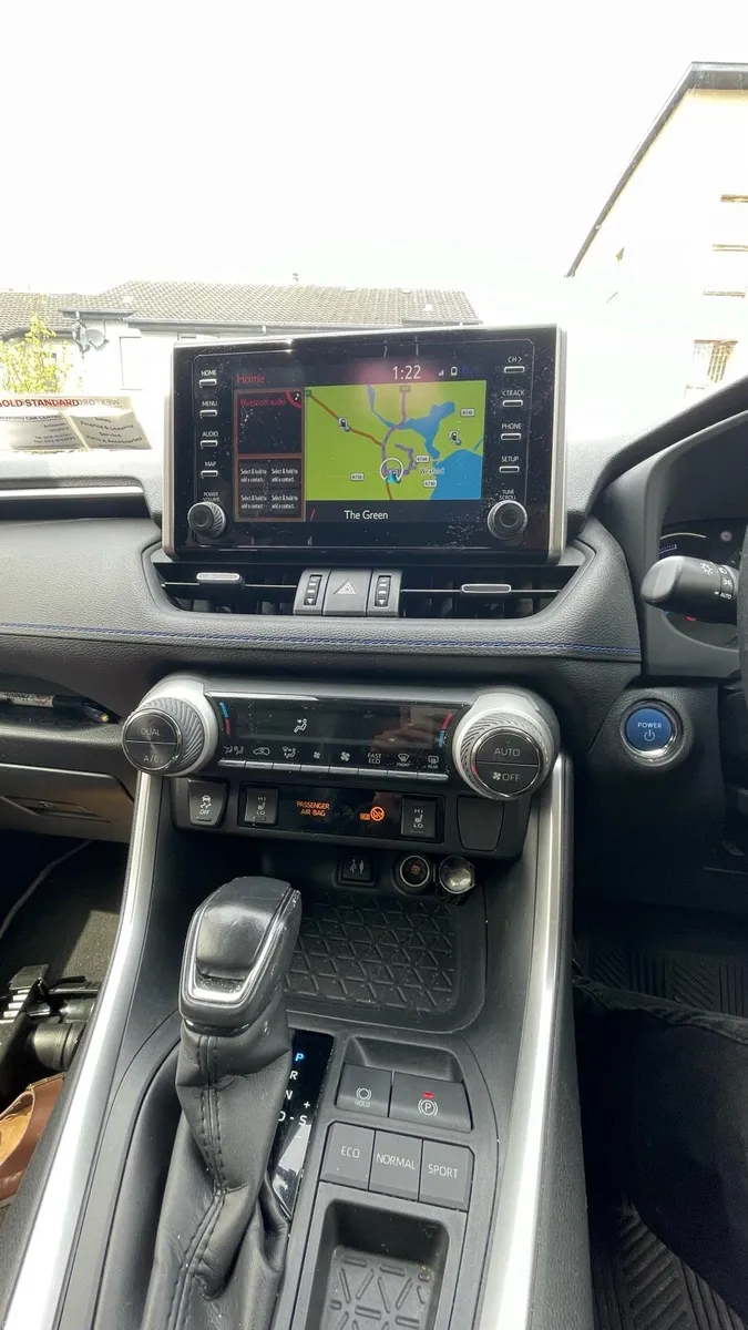 Toyota RAV4 - Image 2