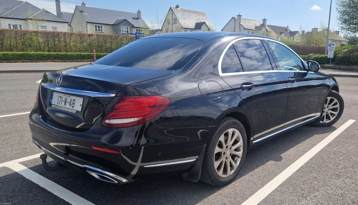 Mercedes-Benz E-Class 2017 - Image 3
