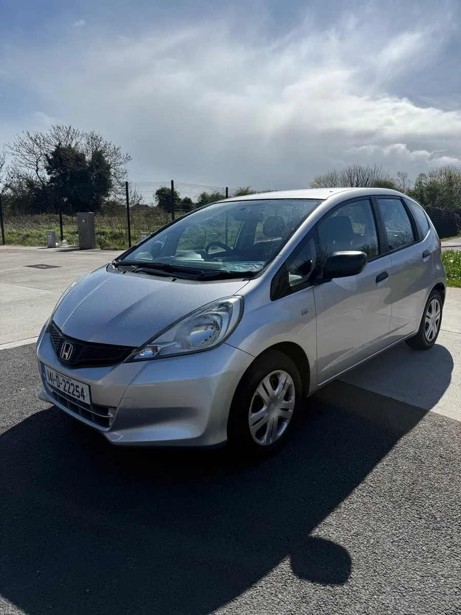 Honda jazz 1.2 petrol Nct 8/26 Tax 5/26 - Image 3