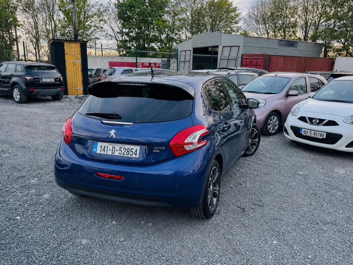 Peugeot 208 2014 Automatic - Image 4