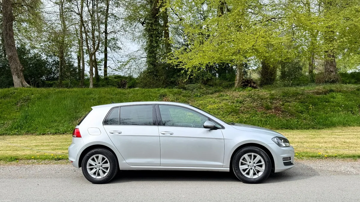 Volkswagen Golf 2016 1.6 Tdi - Image 1