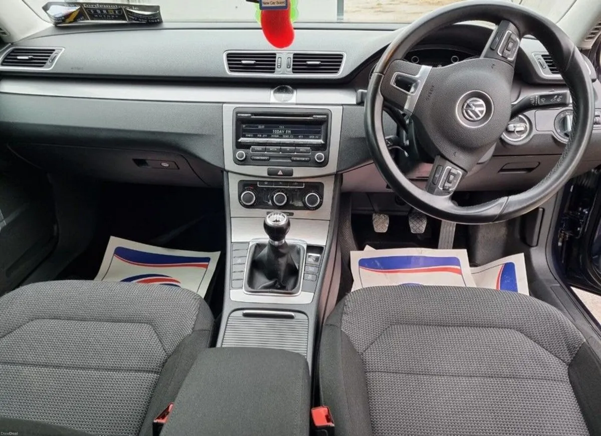 Passat 2.0 TDI – Low km – Very clean - Image 4