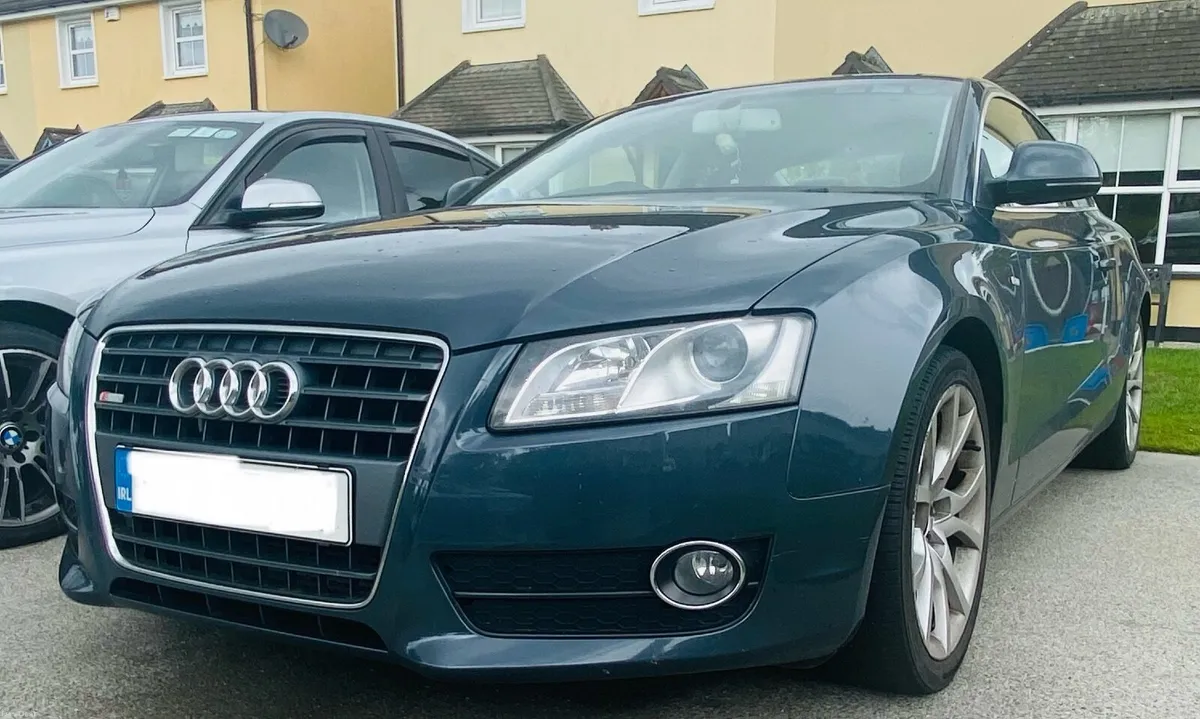 Audi A5 2008 - Image 2