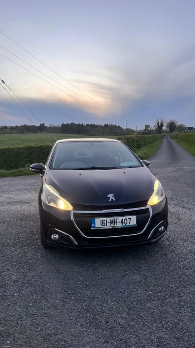 2016 Peugeot 208 - Image 2