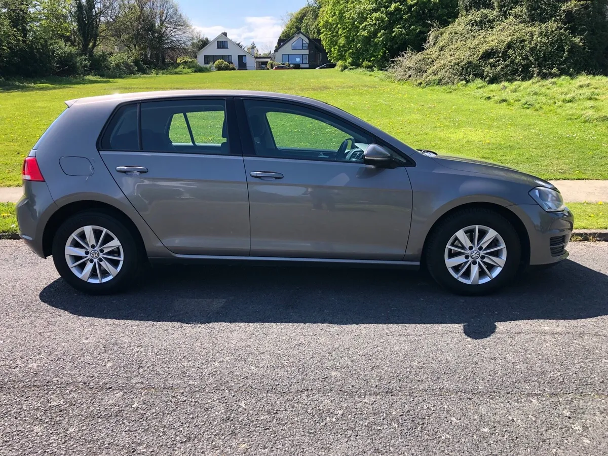 VOIkSWAGEN GOLF 1.6TDI 5DOOR - Image 3
