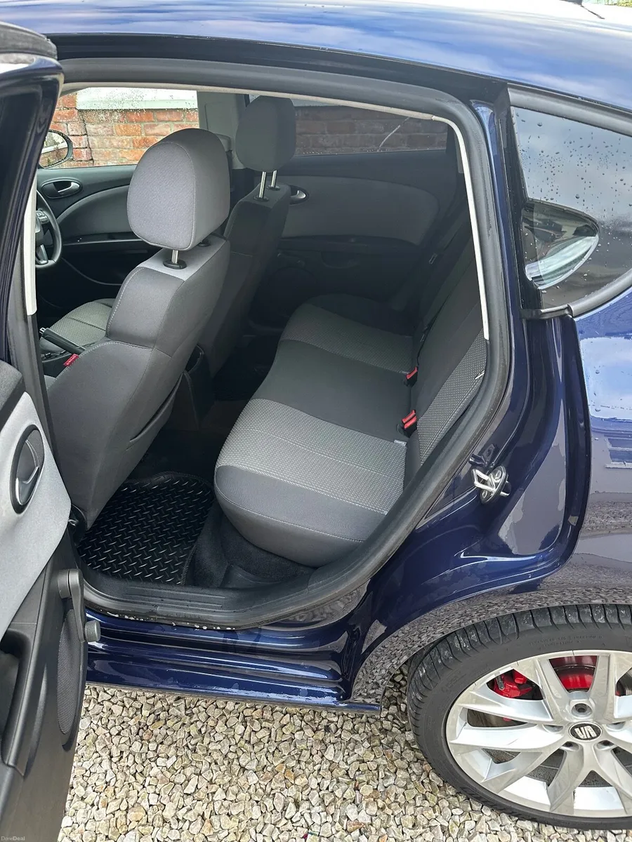 SEAT Leon 2011 - Image 4