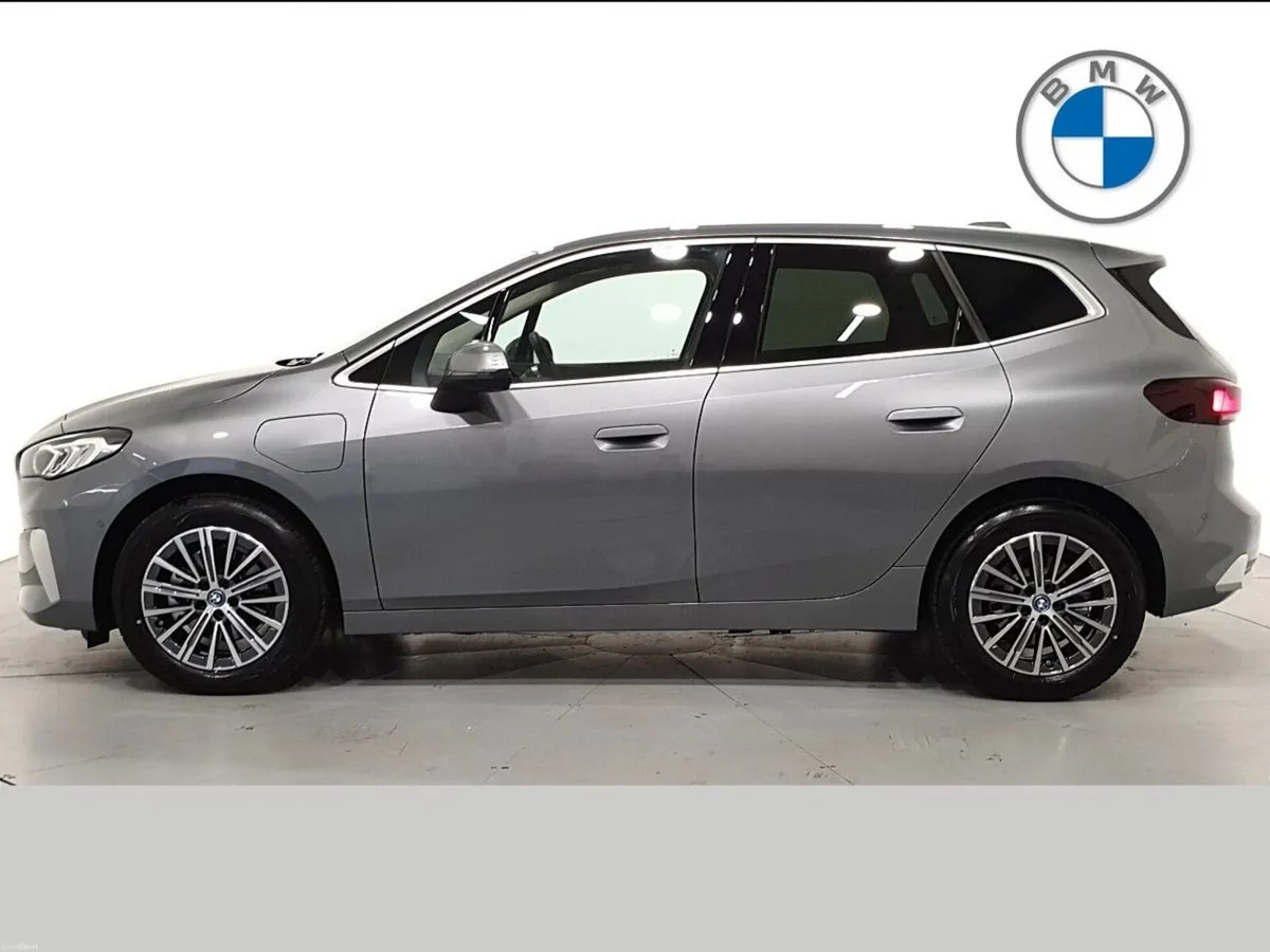 BMW 2-Series 225e Luxury Active Tourer - Image 4