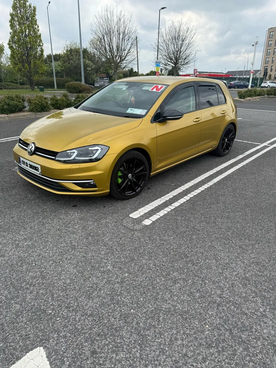 Volkswagen Golf 2017 - Image 2