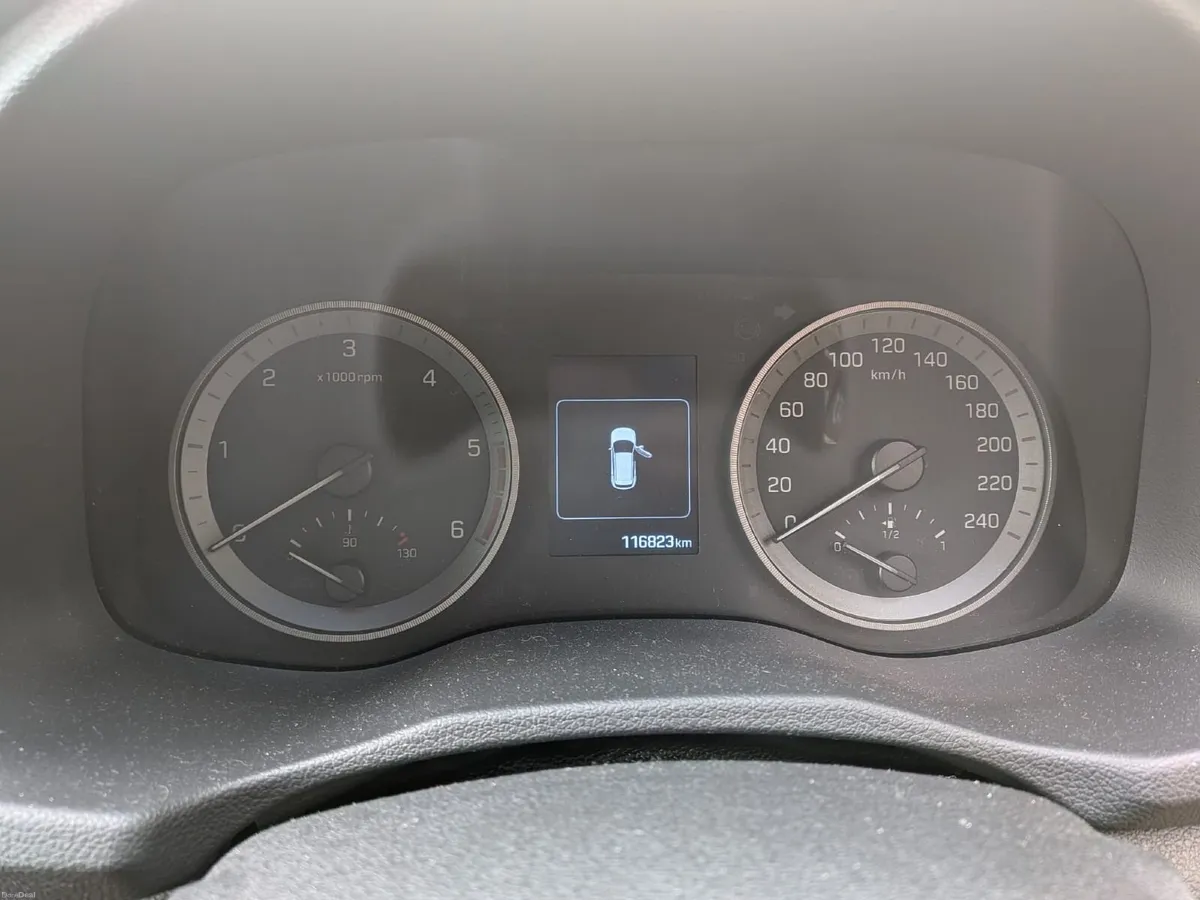 Hyundai Tucson Executive 1.7D 2018 - Image 3