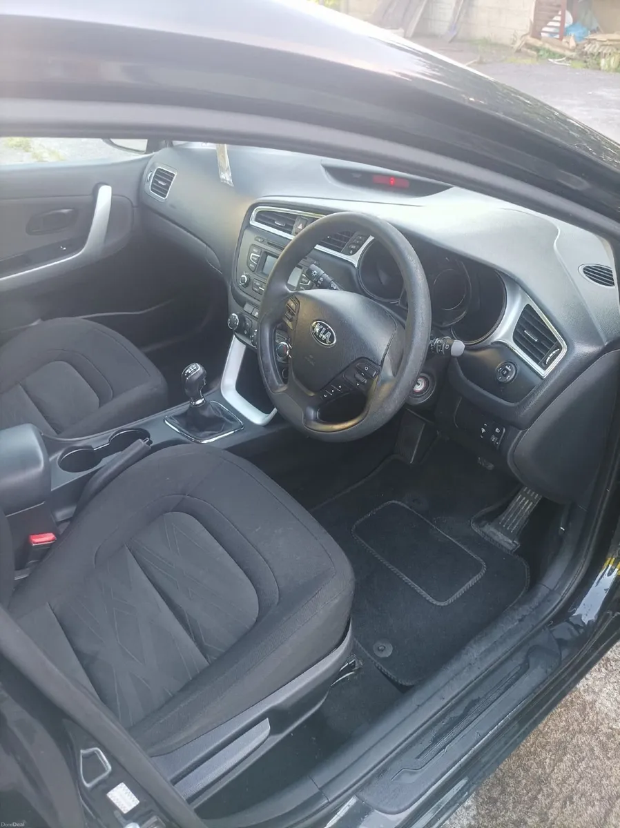 Kia Ceed 2016 1.4 Diesel Quick sale needed - Image 2