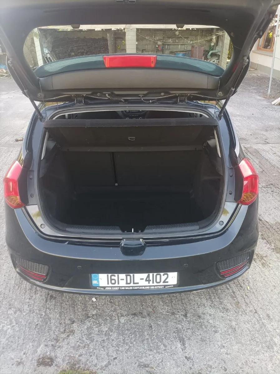 Kia Ceed 2016 1.4 Diesel Quick sale needed - Image 3