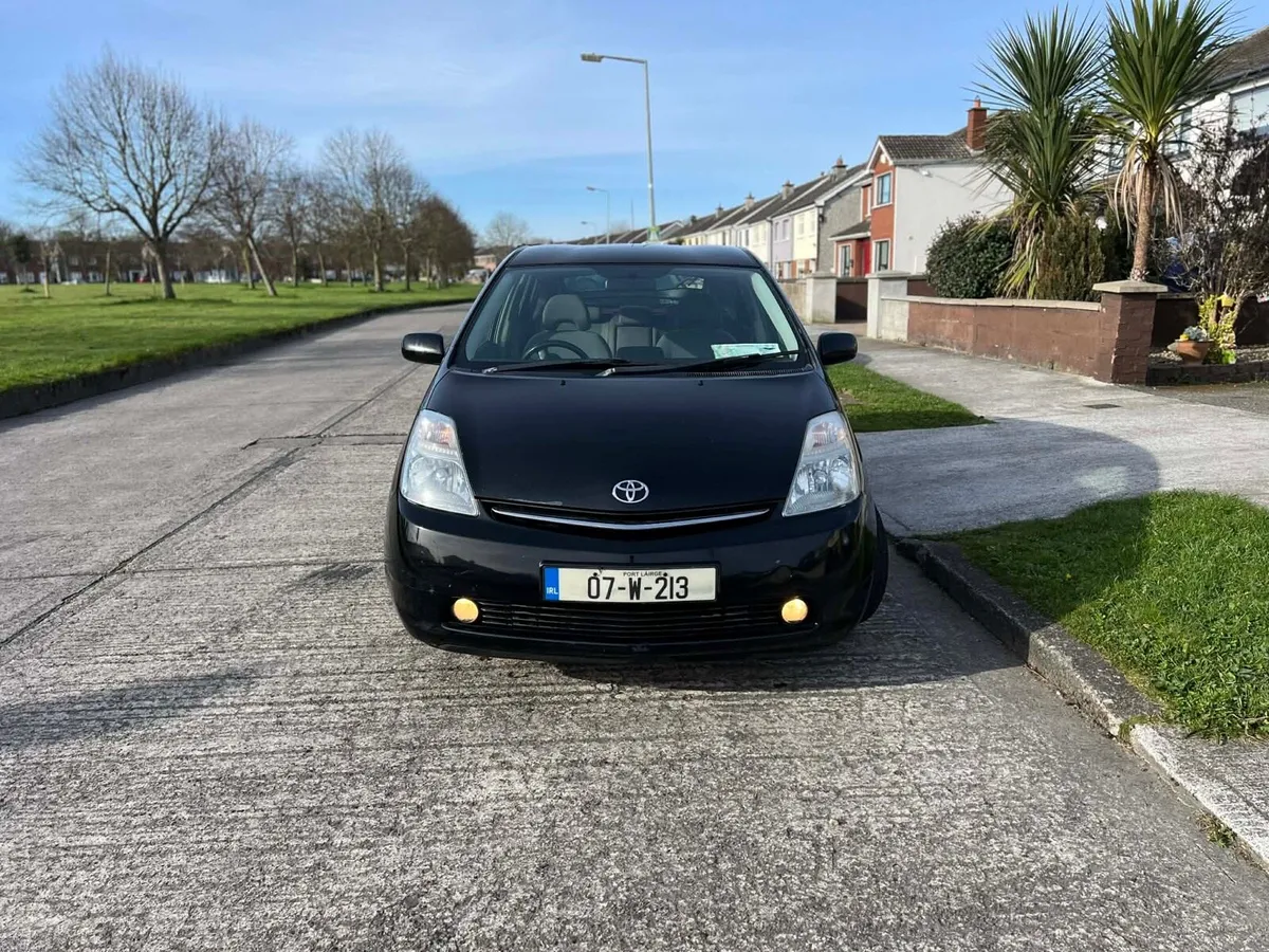 Toyota Prius 1.5 hybrid - Image 3