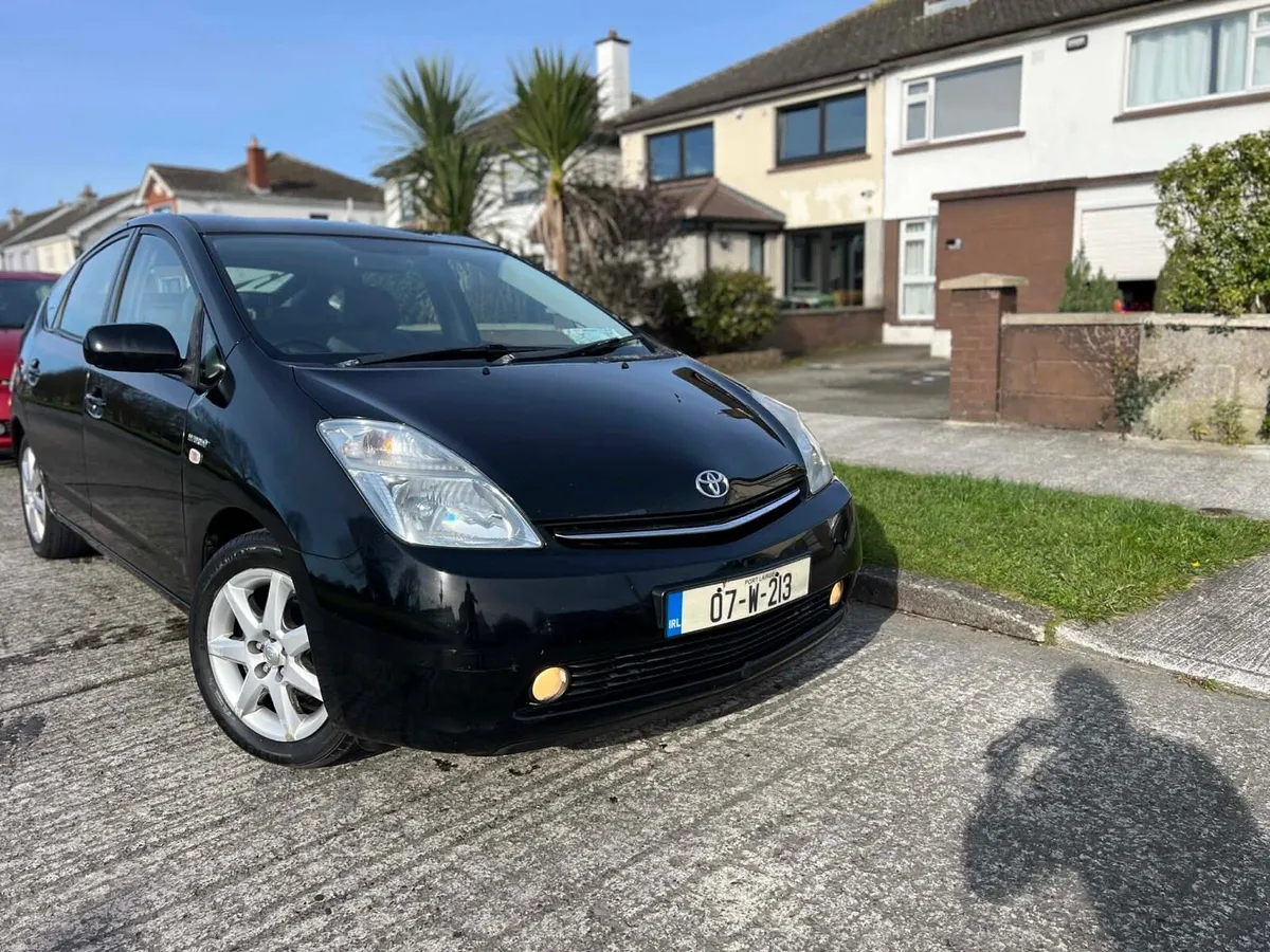 Toyota Prius 1.5 hybrid - Image 4