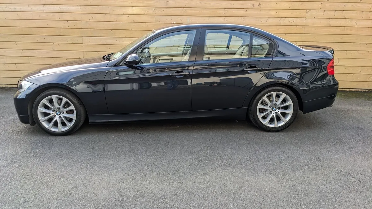 BMW E90 318i SE 2008 NCT 11/26 - Very Clean - Image 2