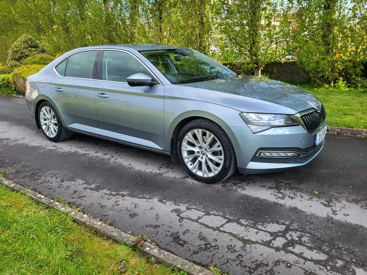 Skoda Superb 2021  2L TDI FULL LEATHER - Image 1