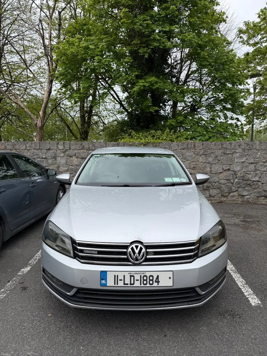Volkswagen Passat 2011 - Image 1