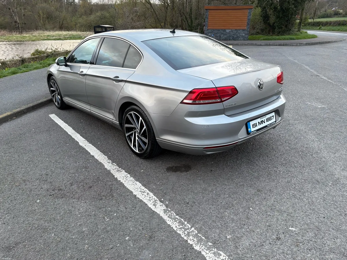 Volkswagen Passat 2.0 TDI - Image 2
