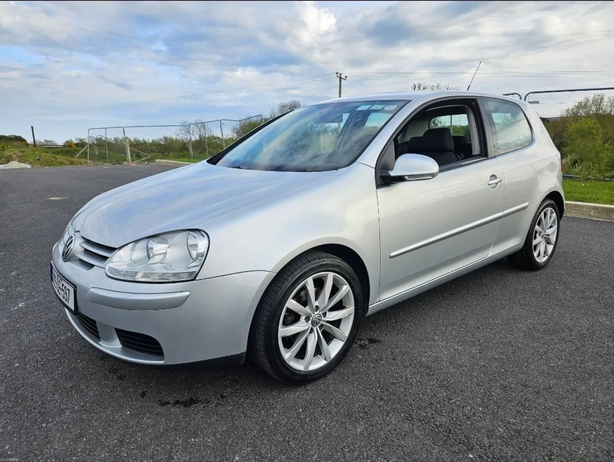 2009 Volkswagen Golf 1.9 TDI - (AUTOMATIC / DSG) - Image 1