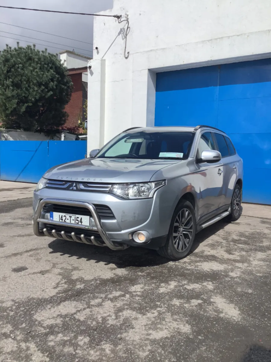 Mitsubishi Outlander 2014 7 seater - Image 1