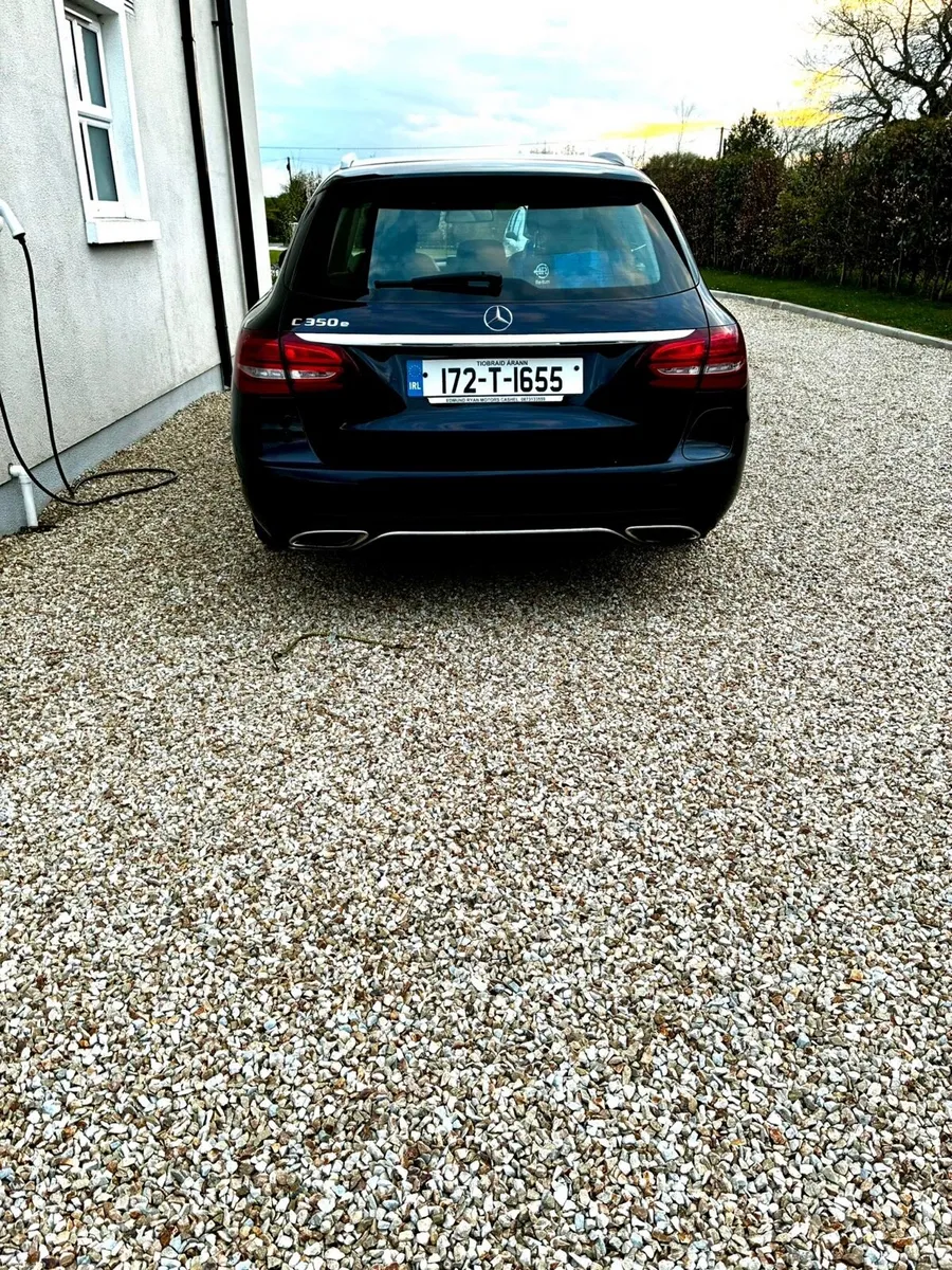 Mercedes C350e - Image 2