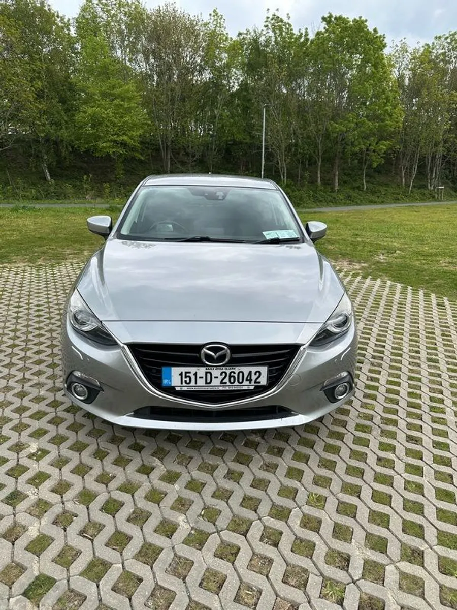 2015 Mazda Mazda3 - Image 2