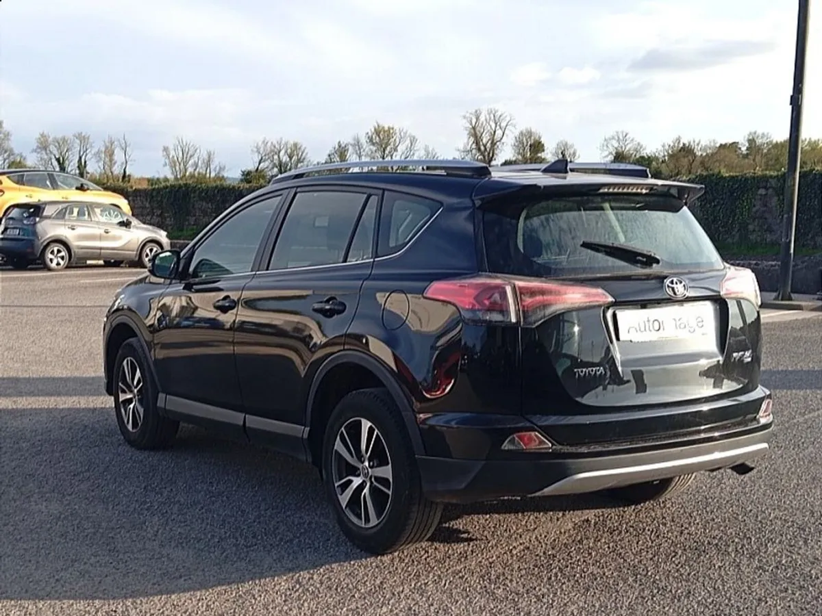 Toyota RAV4 2.0 D-4D (143) 2WD LUNA - Image 2