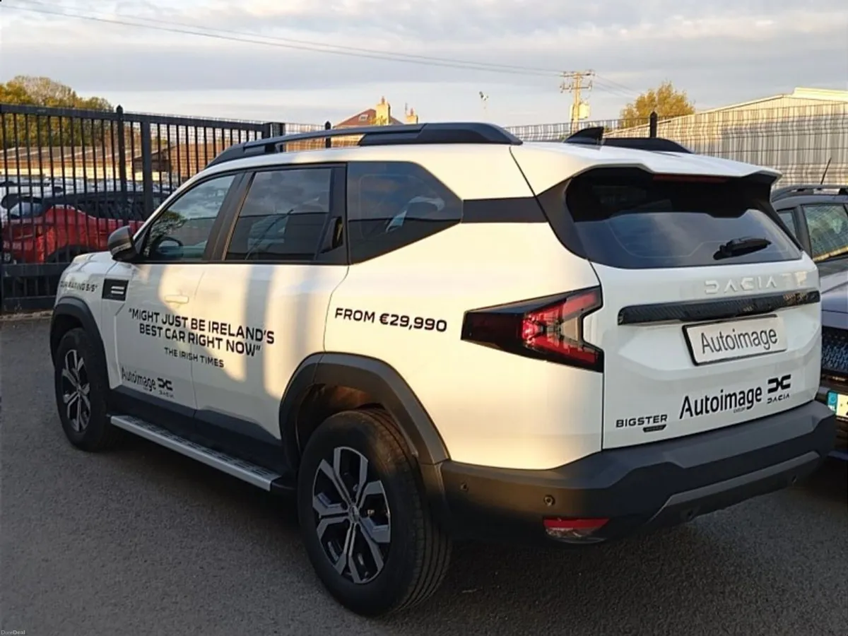 Dacia Bigster Expression HEV 155 (DEMO) + - Image 2