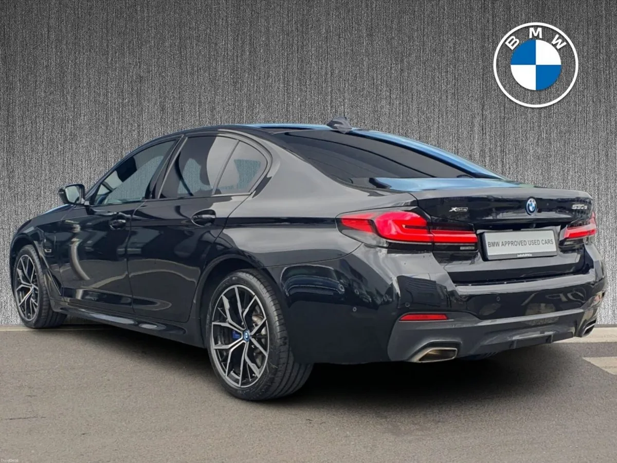 BMW 5-Series 530e xDrive M Sport Saloon - Image 2