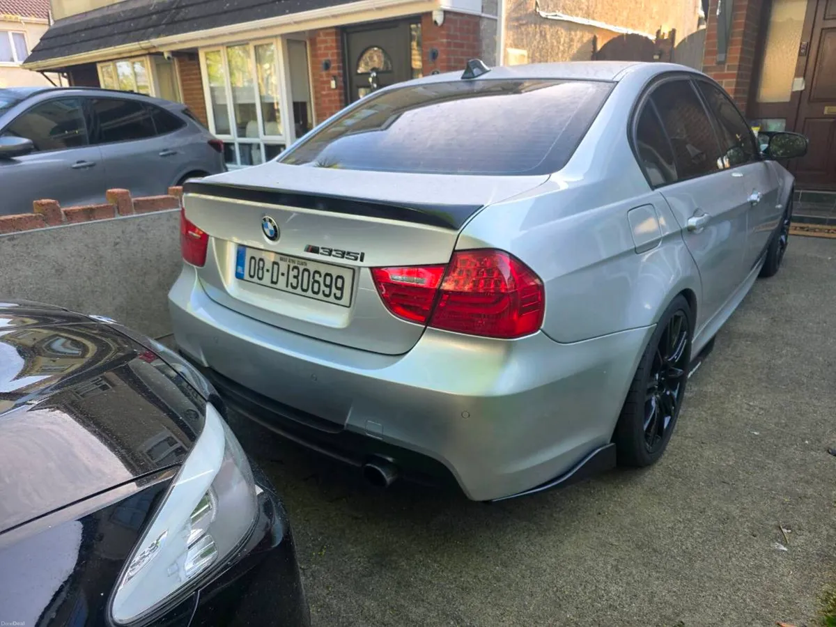 Bmw 335i manual e90 - Image 4