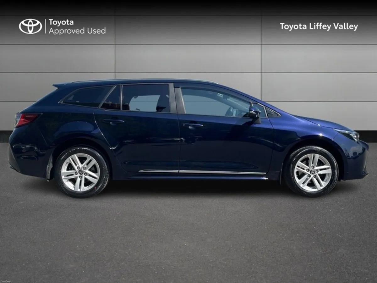Toyota Corolla COROLLA LUNA TOURING SPORT - Image 3