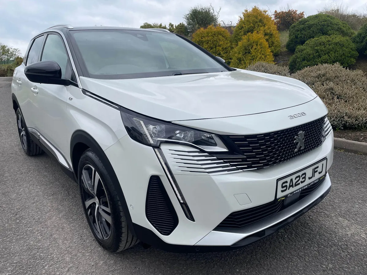 Peugeot 3008 DIESEL ESTATE - Image 4