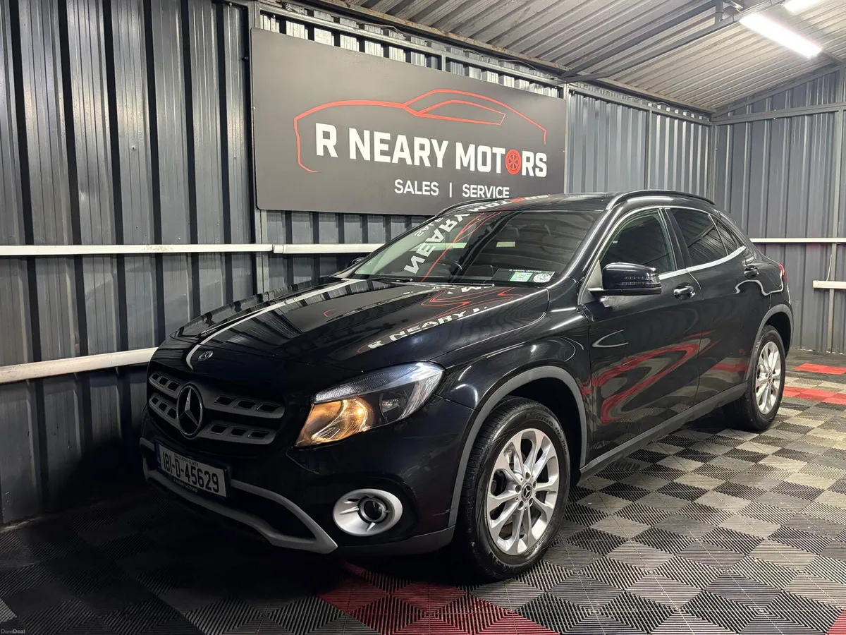 2018 Mercedes-Benz GLA GLA 200 D STYLE Auto - Image 4
