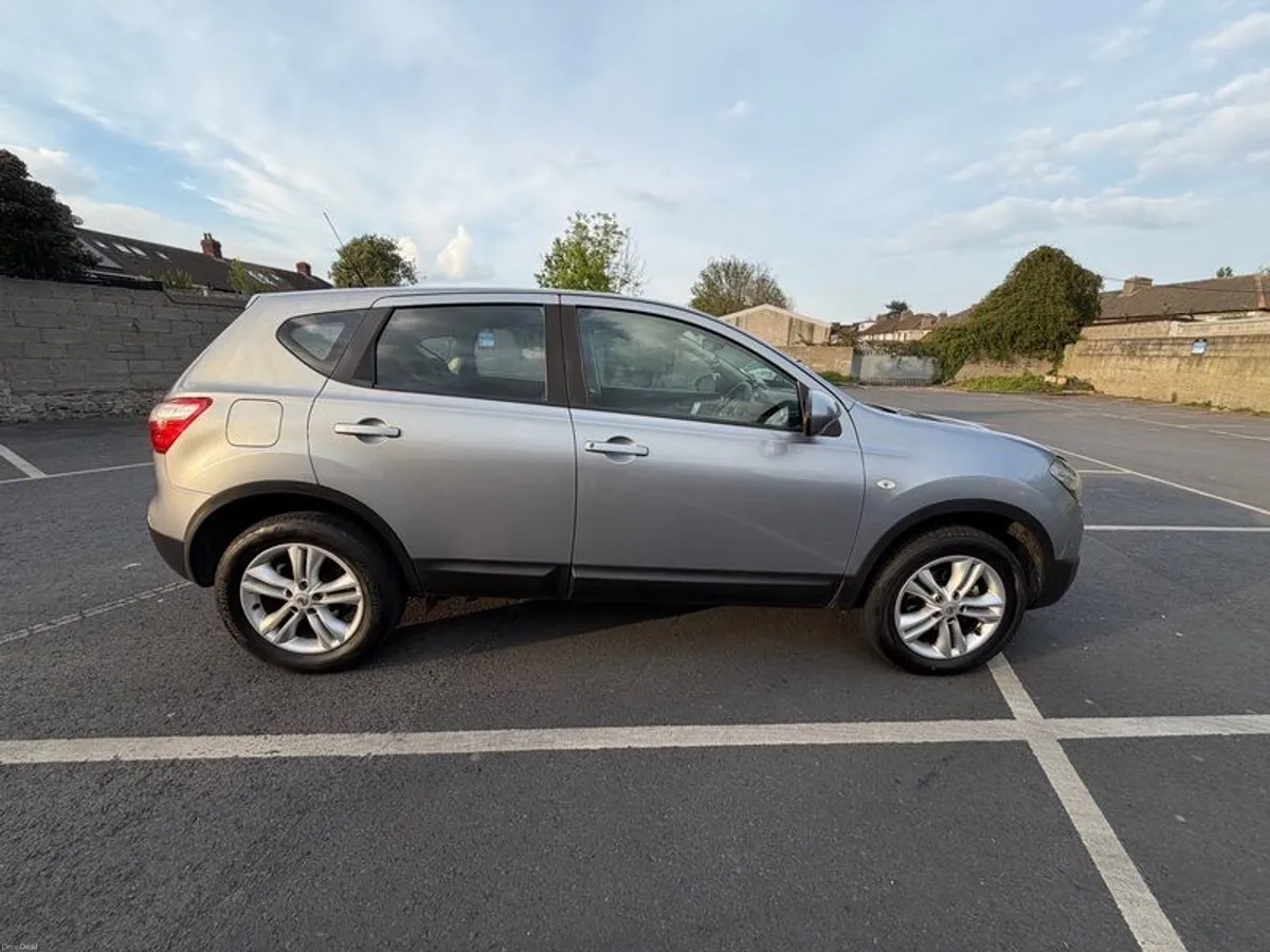 2010 Nissan Qashqai 1.5 dci - 1 year long NCT! - Image 3