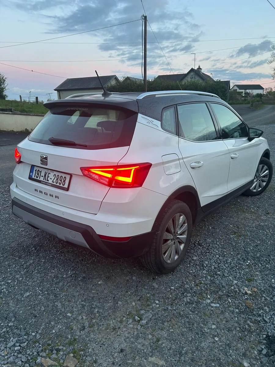 2019 (191) Seat Arona 1.0 TSI 115HP - Image 2