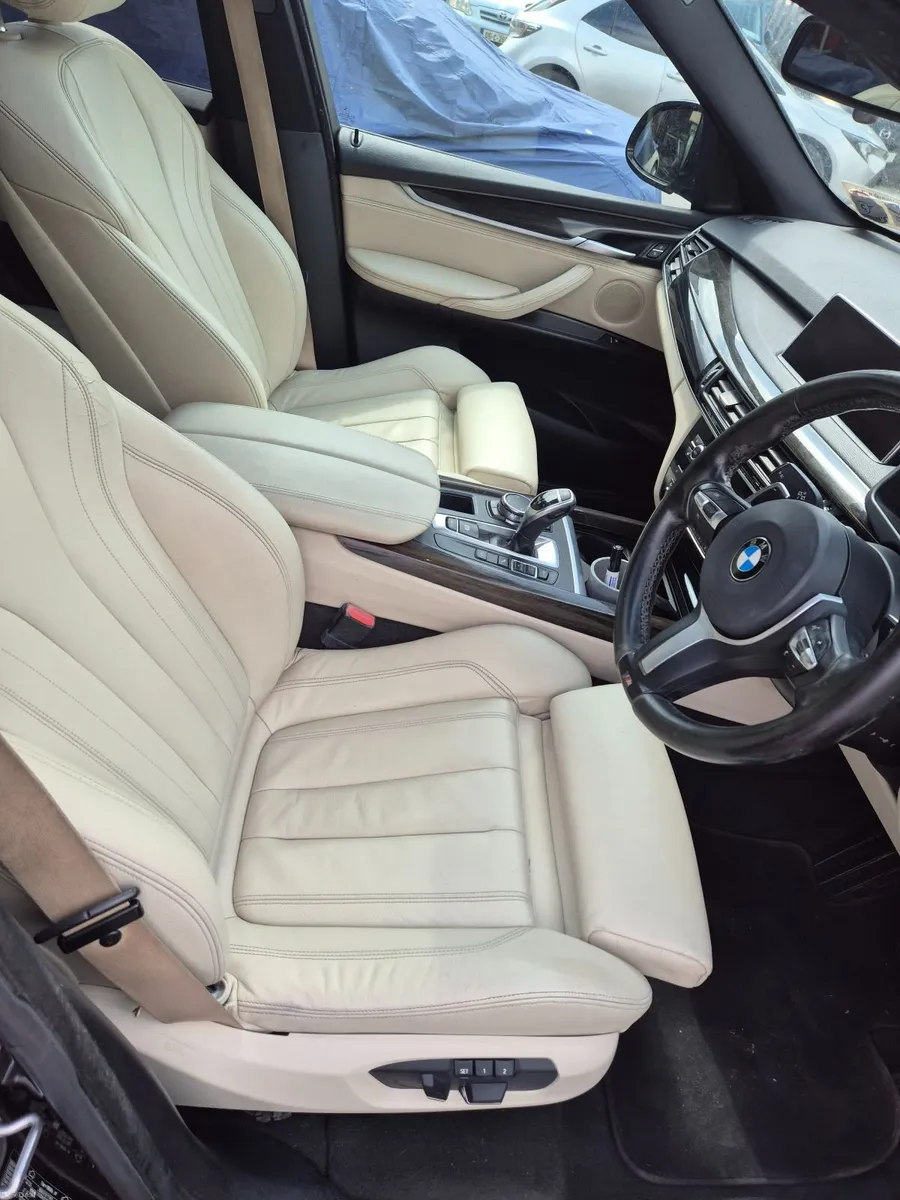 BMW X5 2016 - Image 2