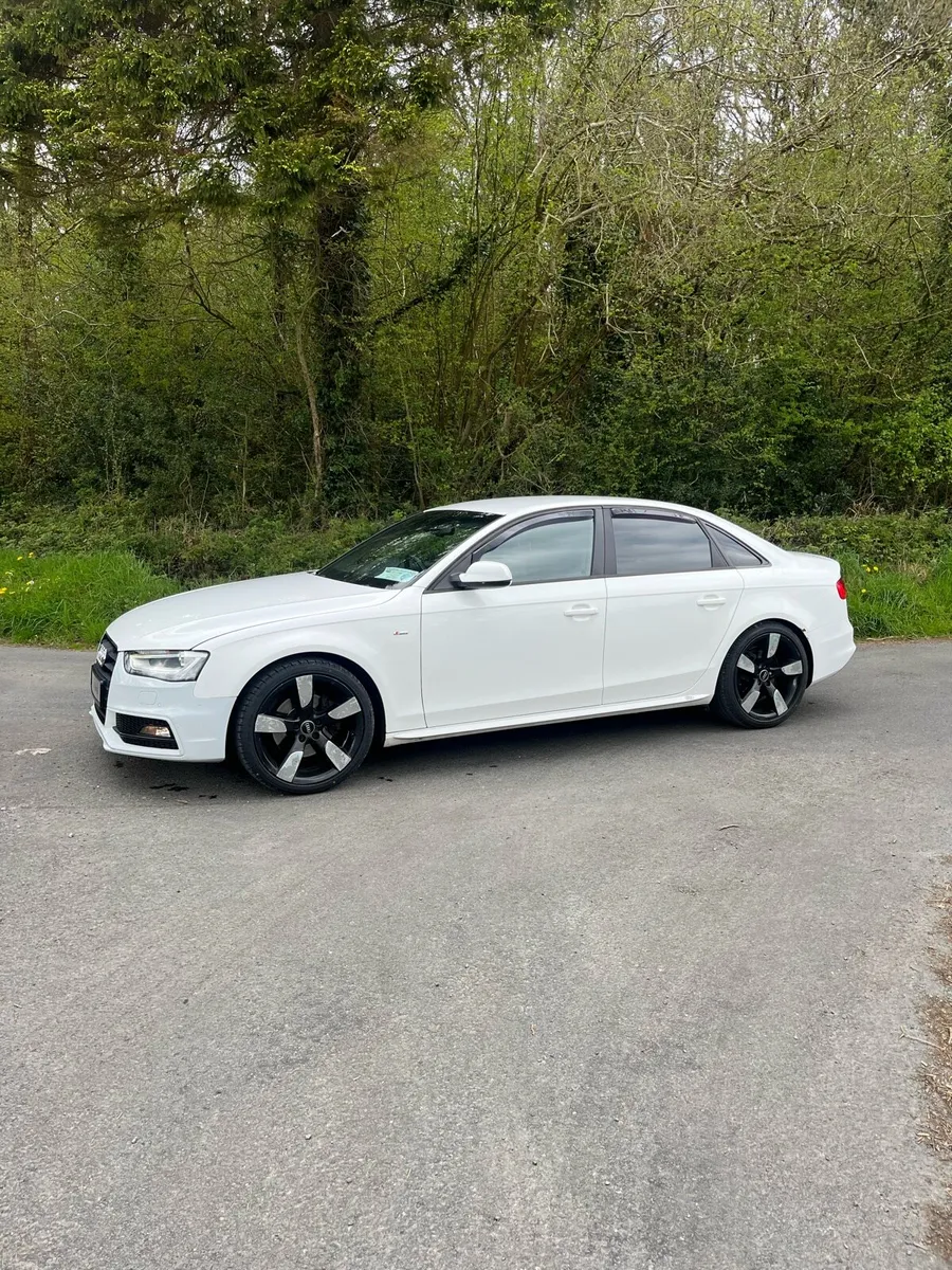 Audi A4 SLINE - Image 3