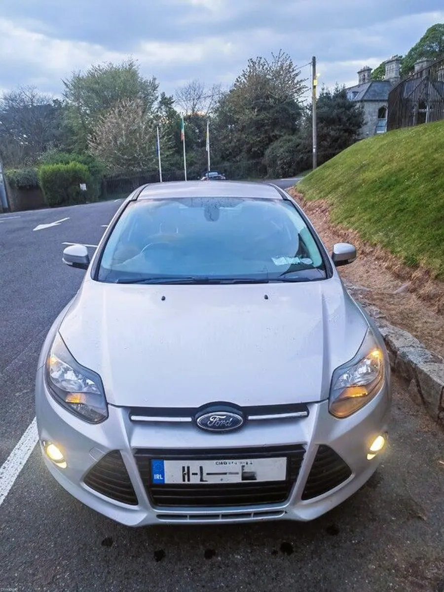 2011 Ford Focus Titanium - Image 4