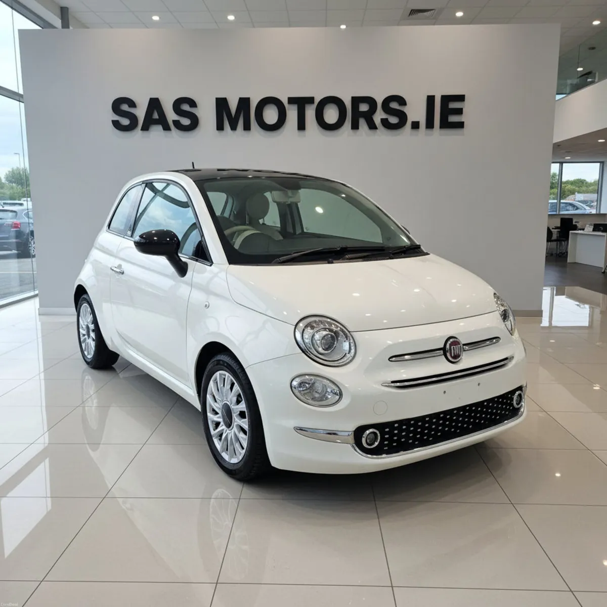 Fiat 500 Automatic 2017 Low Miles Panoramic Roof - Image 1