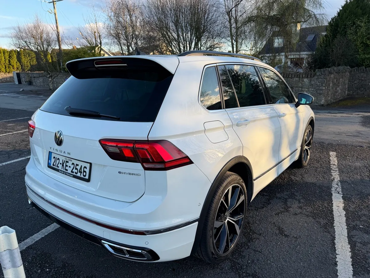 Volkswagen Tiguan 1.4 TSI eHybrid R-Line DSG - Image 3
