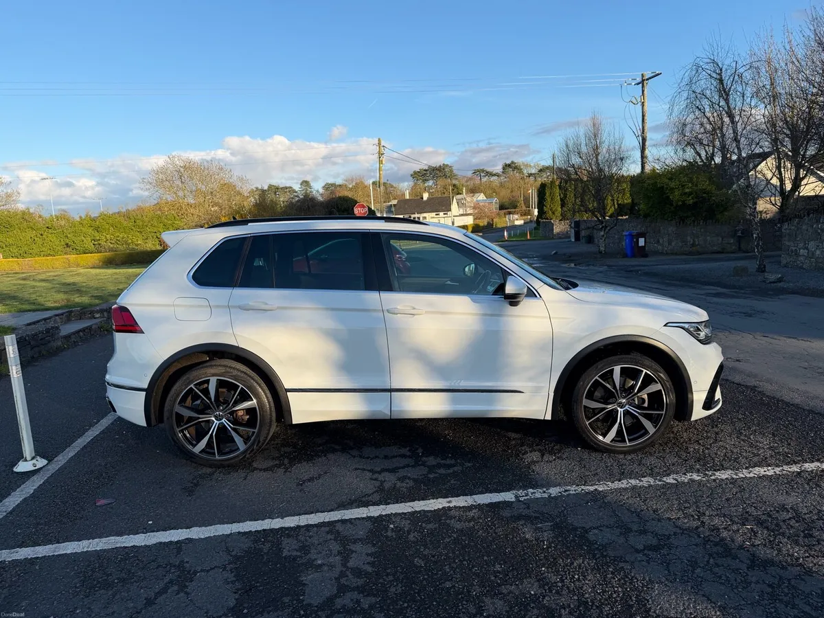 Volkswagen Tiguan 1.4 TSI eHybrid R-Line DSG - Image 1