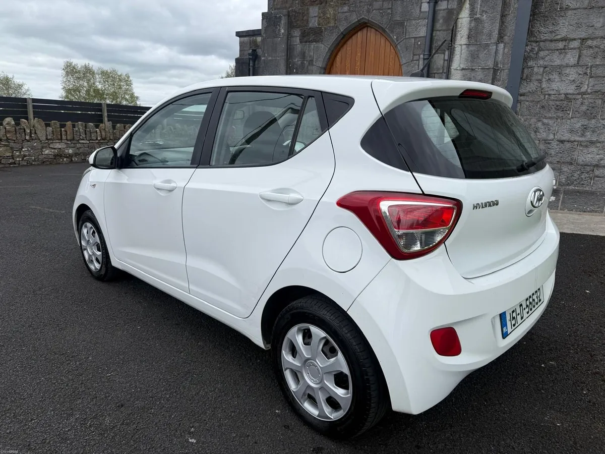 2015 Hyundai i10 LOW Mileage 1.2 Petrol - Image 3