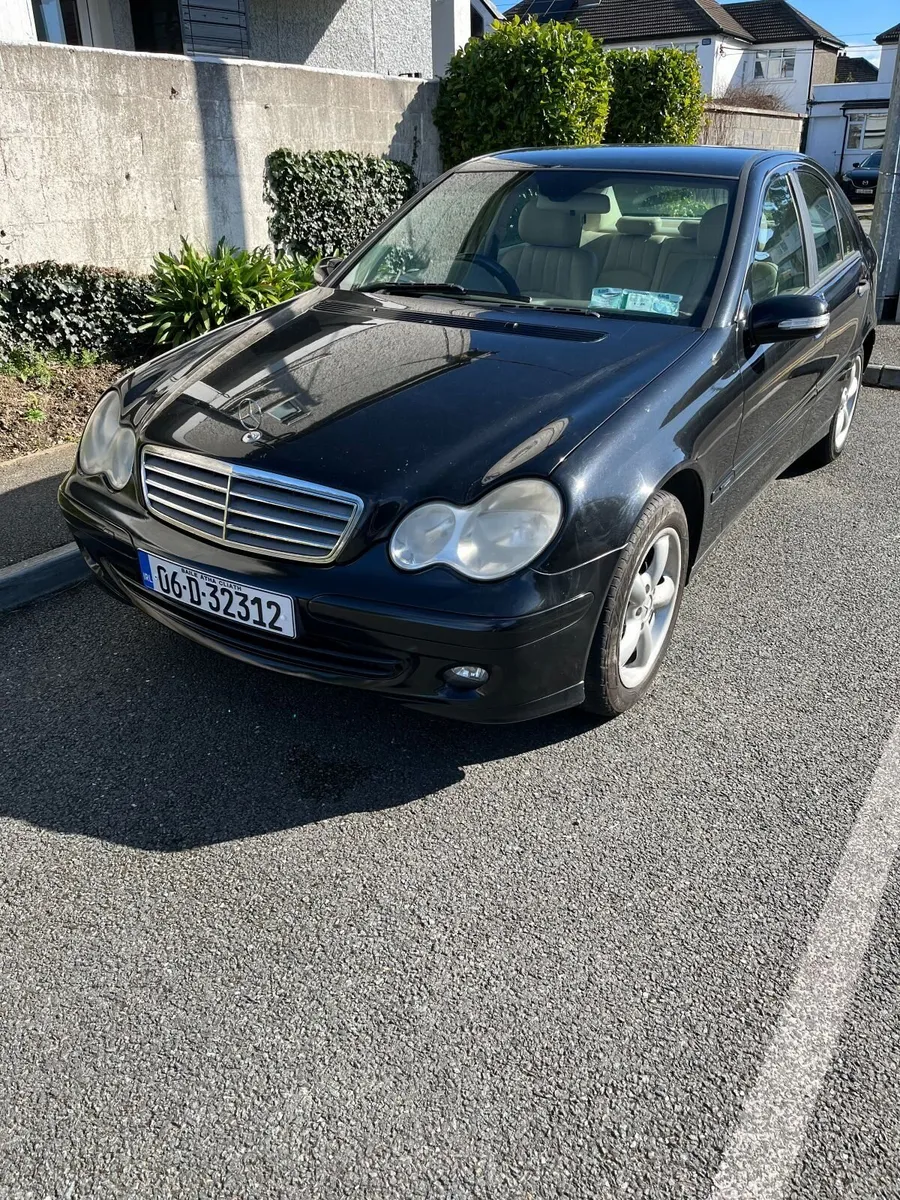 Mercedes-Benz C-Class 2006 - Image 1