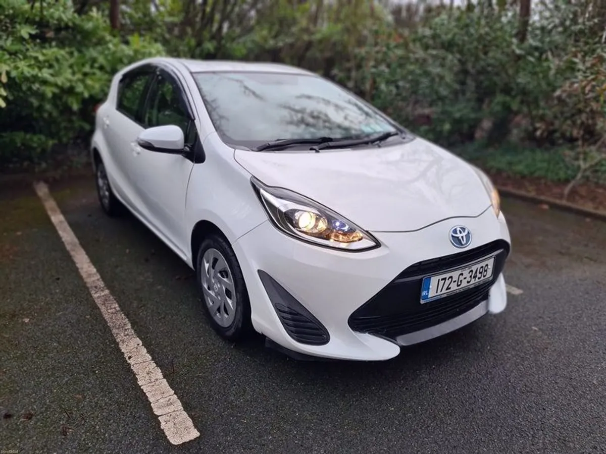 2017 Toyota Aqua - Image 3