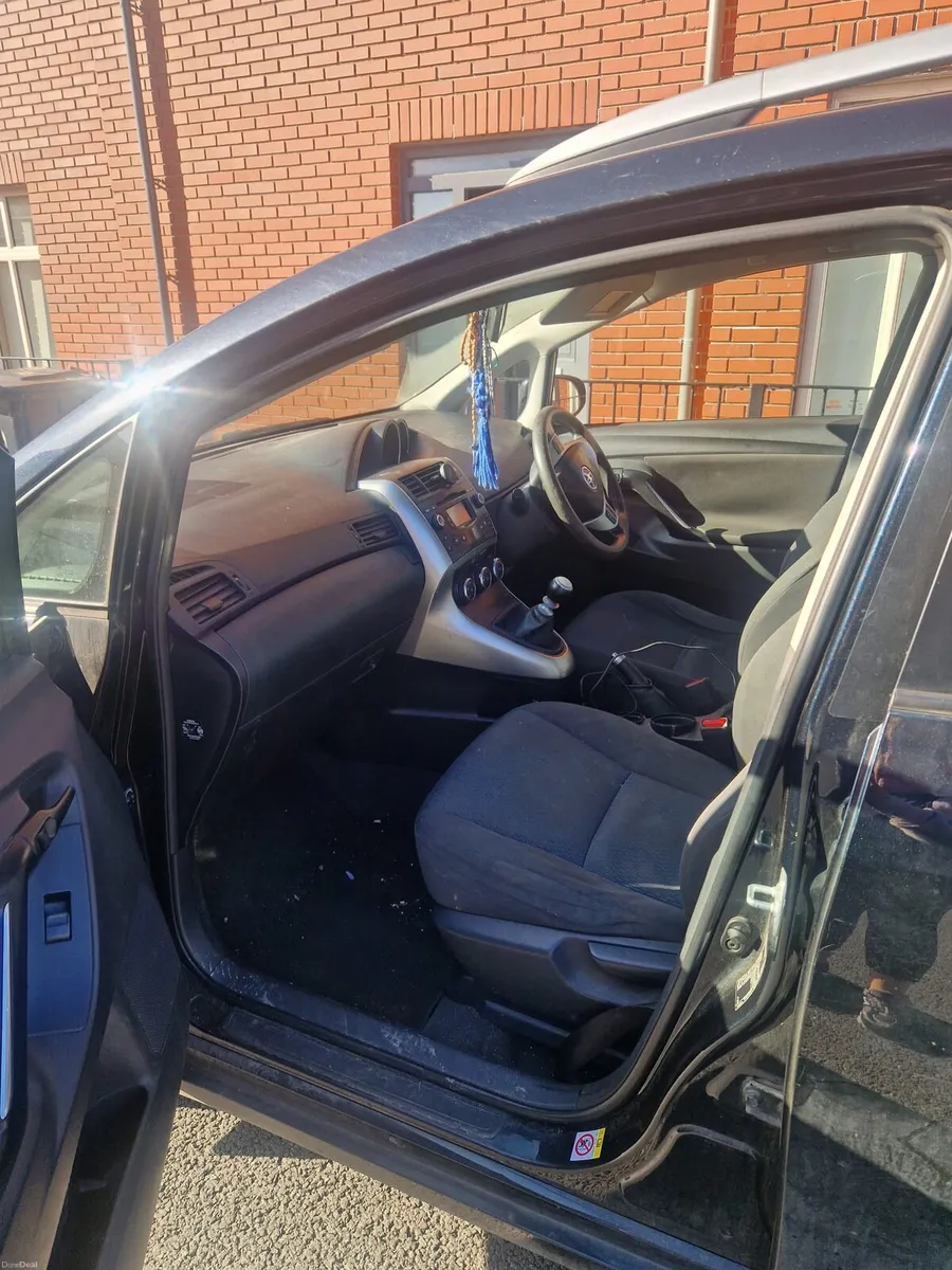 Toyota verso - Image 3