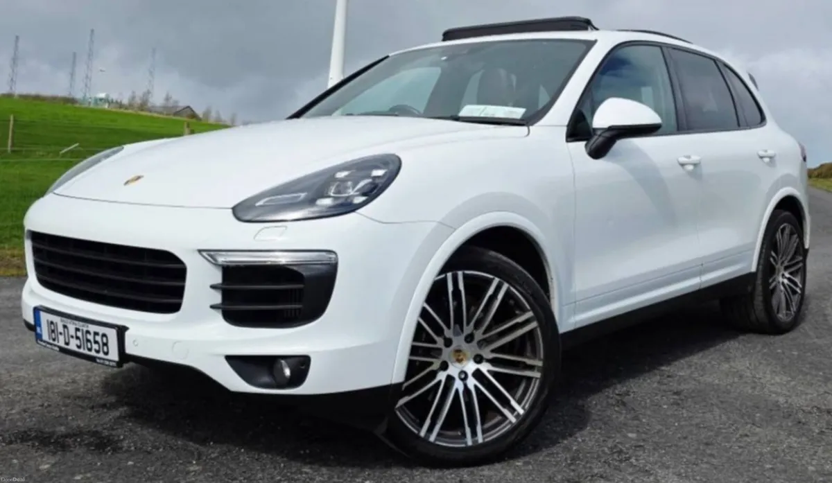 Porsche Cayenne 3.0 V6 2018 Platinum Edition - Image 1