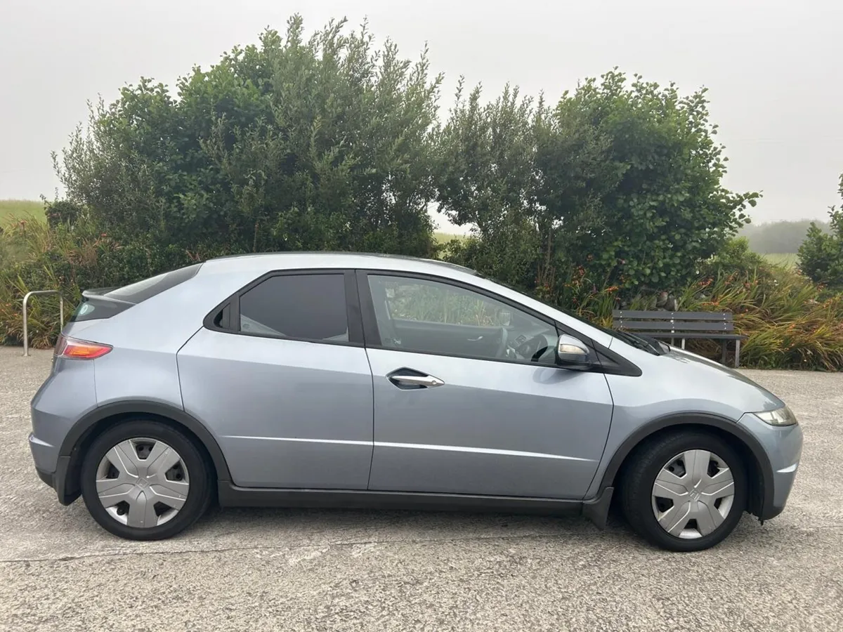 Honda Civic 2008 - Image 5