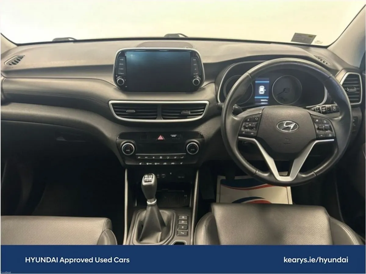 Hyundai Tucson 2WD Executive Plus - Image 4