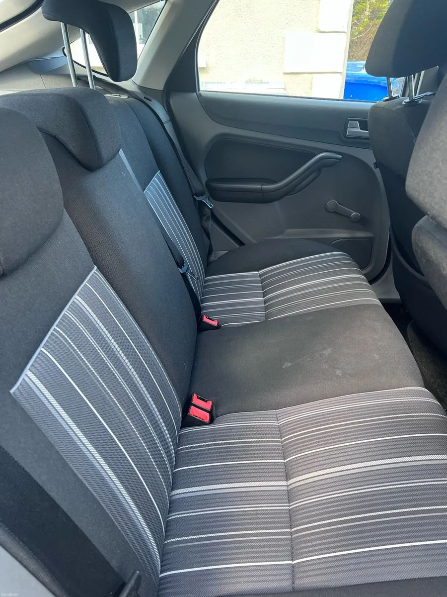 Ford Focus 09 Sport 1.8d - Image 4