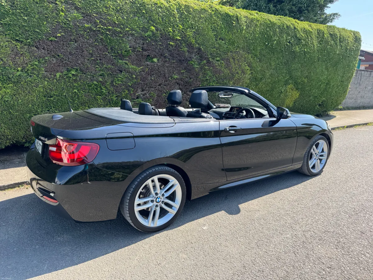 BMW 218d convertible M-SPORT - Image 3