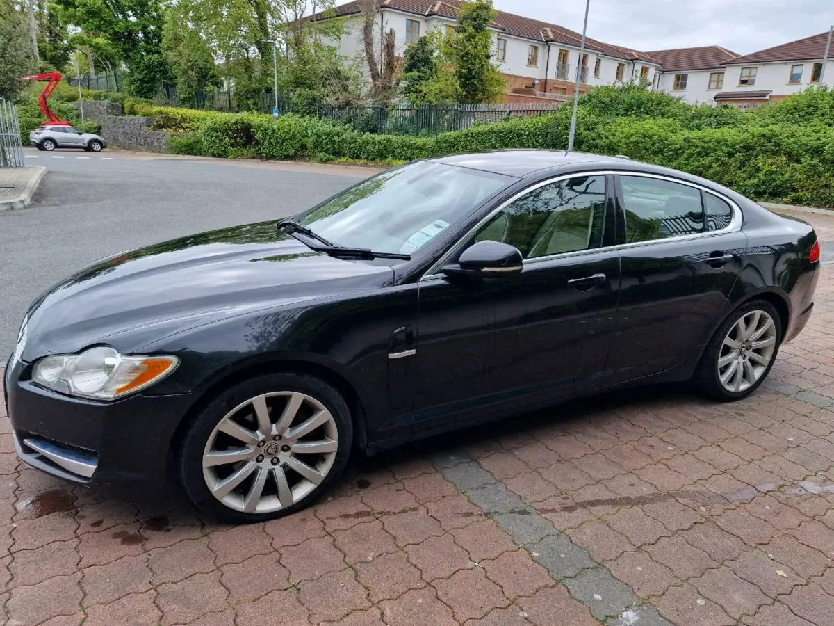 Jaguar XF 2012 3.0d - Image 6